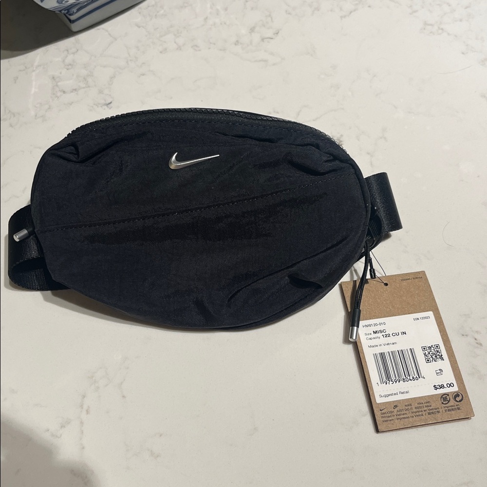 Nike Aura Bag. New with tags